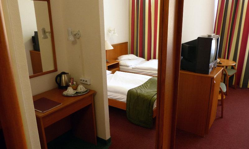 Hotel Griff Budapest Habitación foto